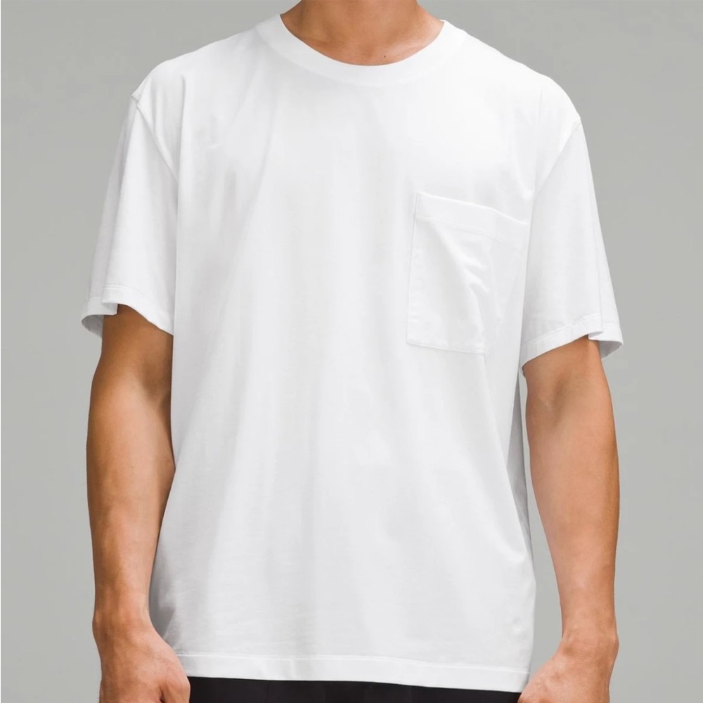 Lululemon Fundamental Oversized T-Shirt